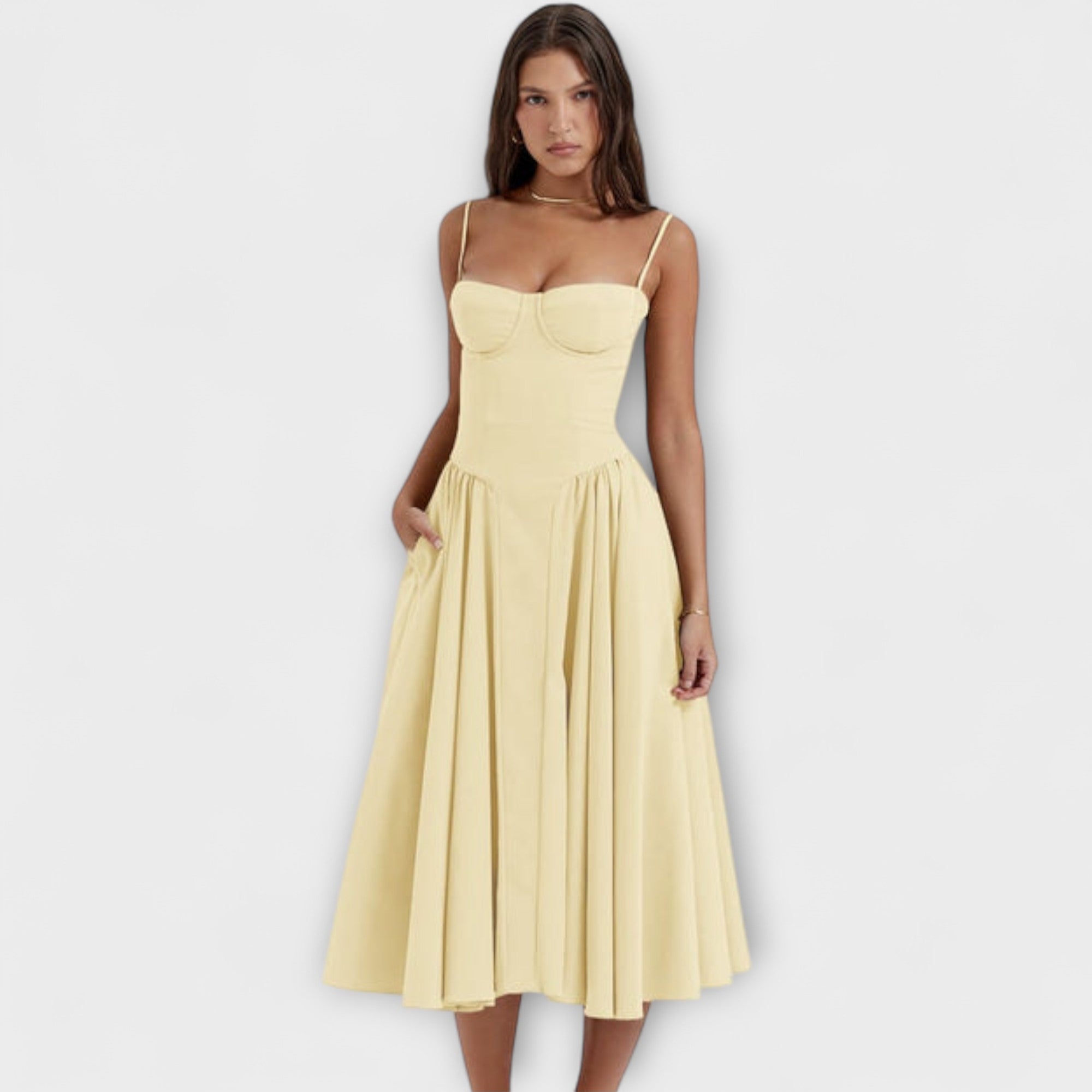 ZUZANA | Elegantní Bezramenné Korzetové Šaty