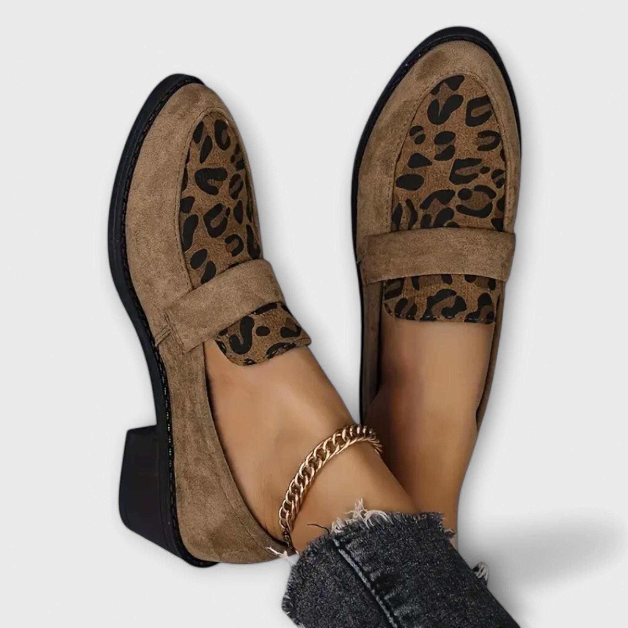 ZUZANA | Elegantní dámské boty s leopardím potiskem