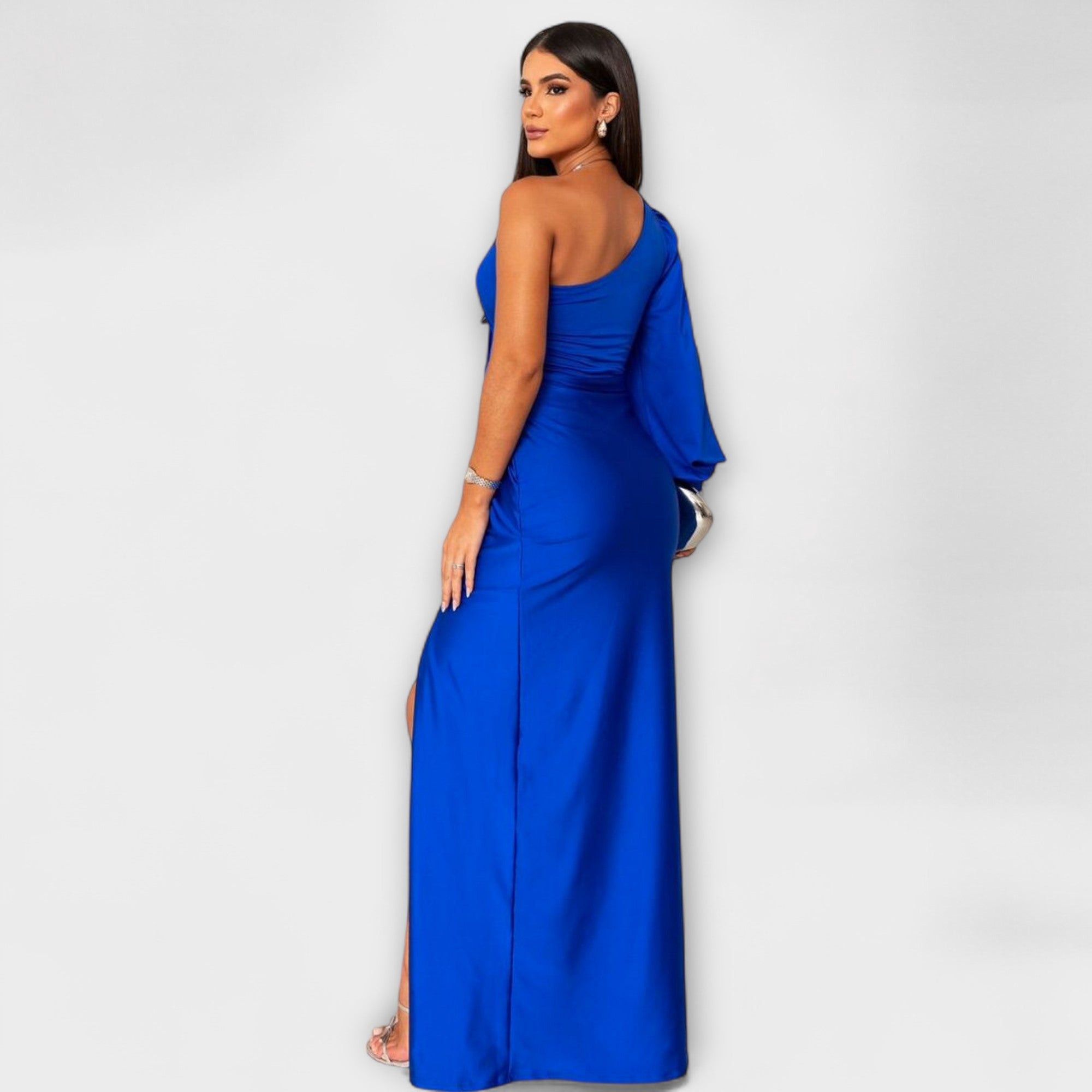 ZUZANA | Elegantní šaty s rafinovaností